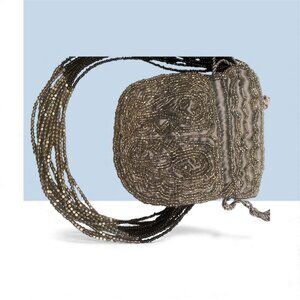 HOLIDAY SET: Beautiful beaded bag and necklace